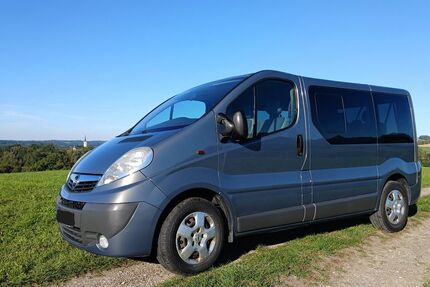 Opel Vivaro 276.600 km 9.500 &euro; Riedering 83083