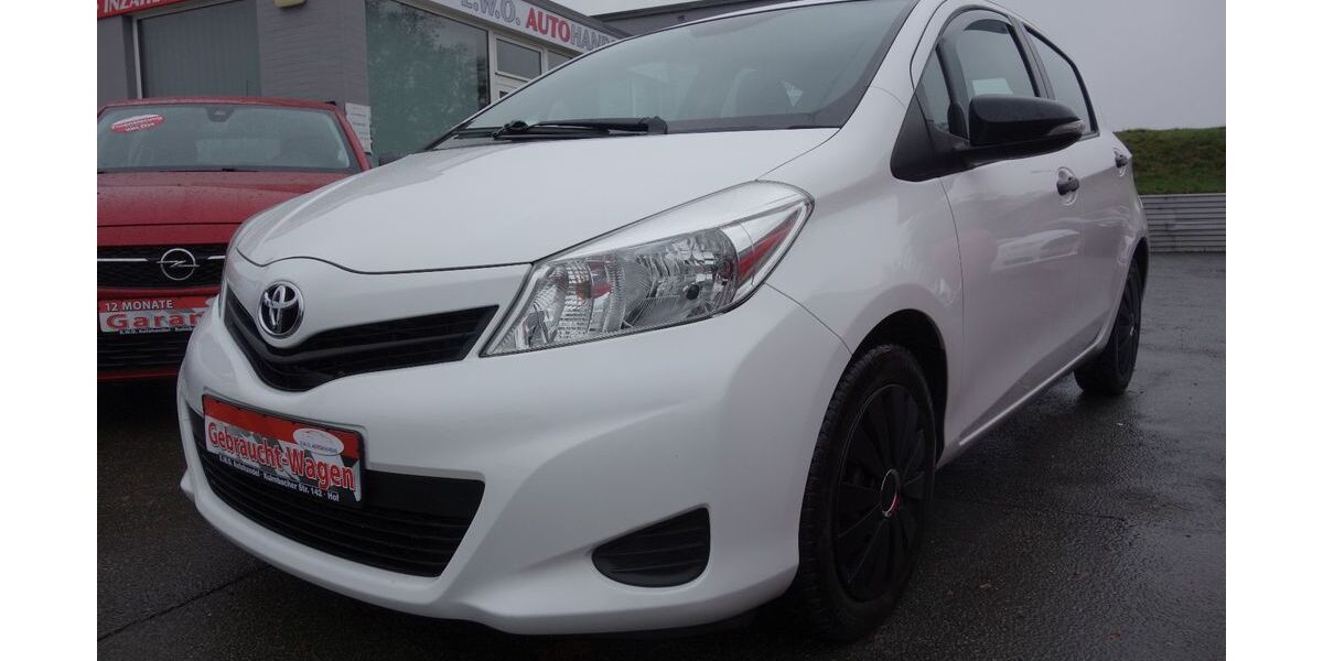 Toyota Yaris 99.000 km 5.990 &euro; Hof 95030