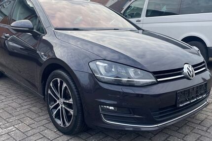 VW Golf 263.000 km 8.998 &euro; Grebenstein 34393