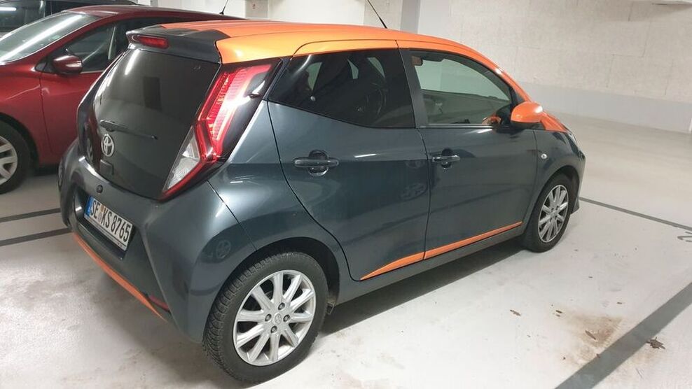Aygo (X)