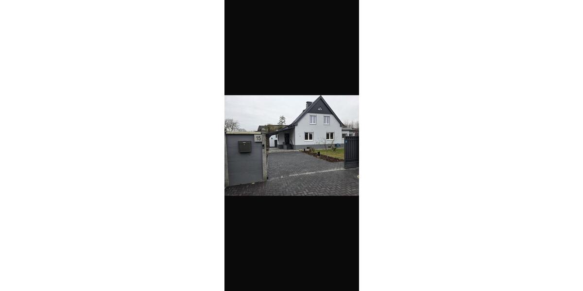 Einfamilienhaus Parchim - 8 Zimmer, 180 m&sup2;, 359.000&euro; | Angebot:26439838