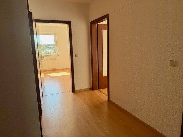 Etagenwohnung Neustadt-Glewe Glewe - 3 Zimmer, 71 m&sup2;, 80.000&euro; | Angebot:26217625