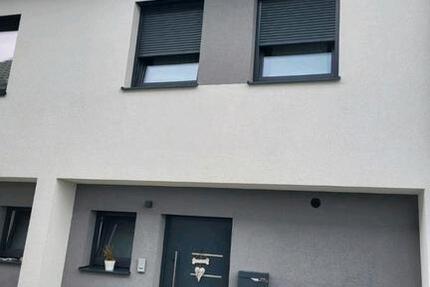Haus zu Vermieten in Steinfeld