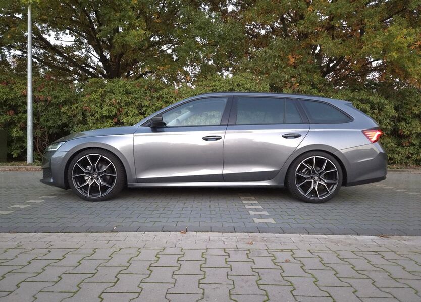 Skoda Octavia 17.800 km 36.500 € Cappeln 49692