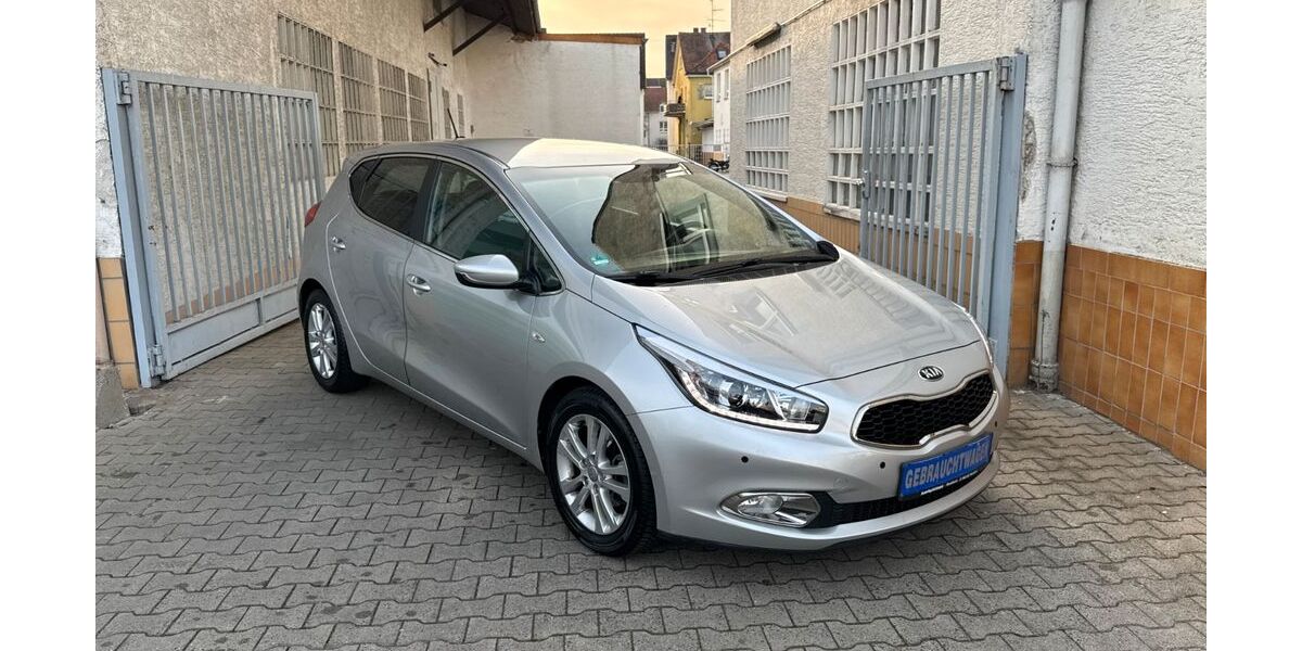 Kia ceed / Ceed 121.510 km 7.499 &euro; Neu-Isenburg 63263