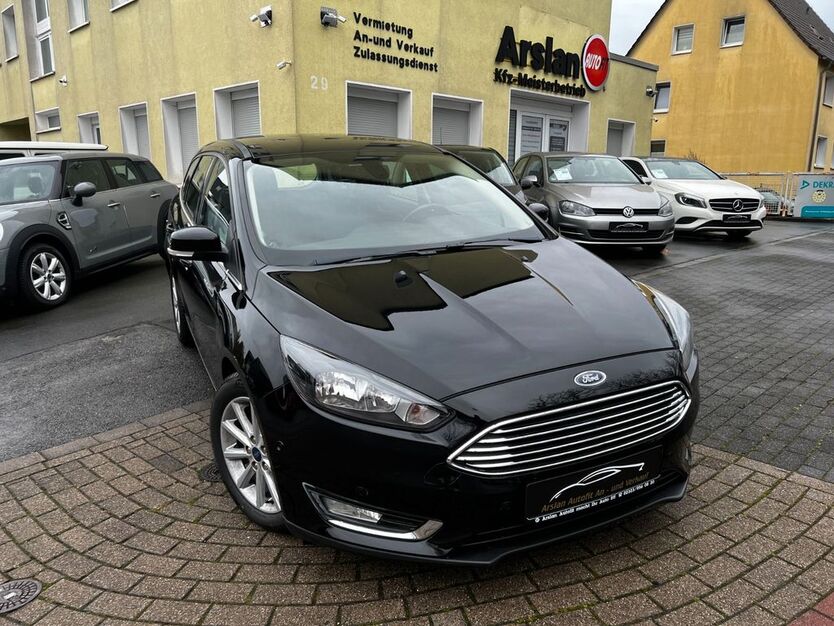 Ford Focus 103.681 km 8.950 € Herne 44625