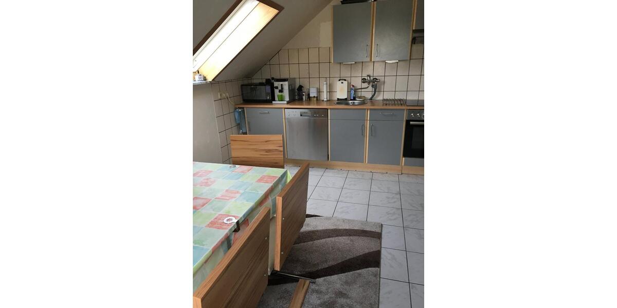 Dachgeschoßwohnung Langenzenn - 3 Zimmer, 77 m&sup2;, 740&euro; | Angebot:25368752