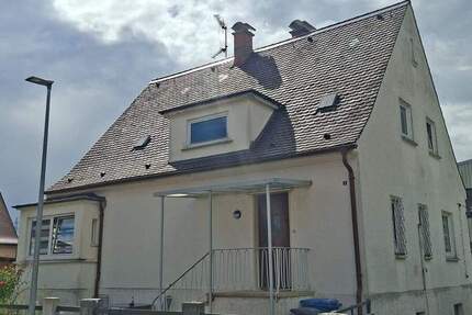 Haus Lauingen - 5 Zimmer, 132 m&sup2;, 320.000&euro; | Angebot:25689826