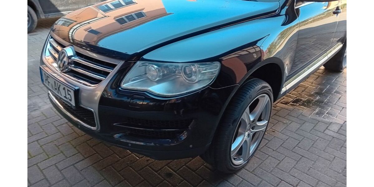 VW Touareg 246.000 km 6.500 &euro; Keltern 75210