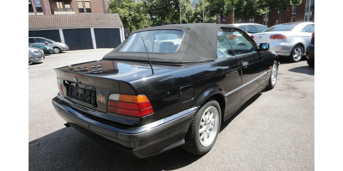 BMW 318i Exclusiv Edition Klimatr.Leder SHZ PDC 220.000 km 5.000 &euro; Neuss 41462