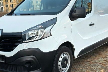 Renault Trafic 88.000 km 9.499 &euro; Berlin 14057