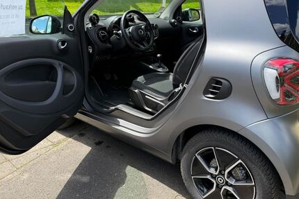 Smart ForTwo 29.990 km 13.000 &euro; Bad Neuenahr-Ahrweiler 53474