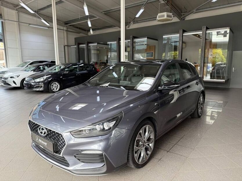 Hyundai i30 95.000 km 17.990 € Ibbenbüren 49477