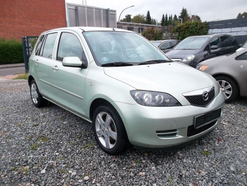 Mazda 2 55.000 km 5.390 € Hamburg 22045