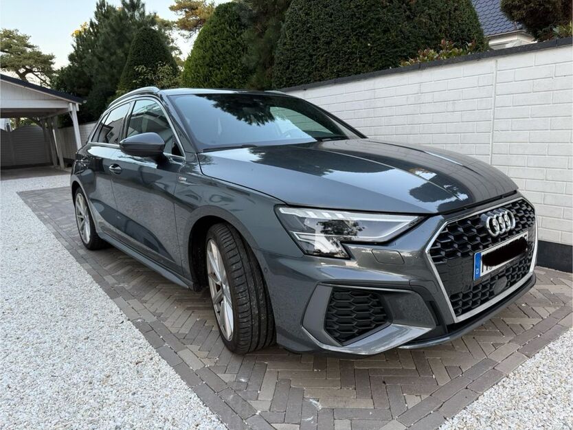 Audi A3 12.900 km 39.200 € Burgdorf 31303