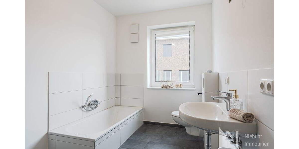 Etagenwohnung Neetze - 4 Zimmer, 122 m&sup2;, 419.000&euro; | Angebot:25687539