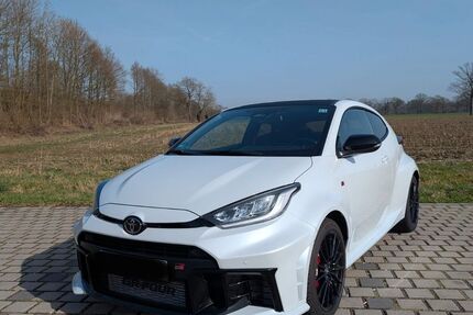 Toyota Yaris 5.500 km 47.200 &euro; Gescher 48712