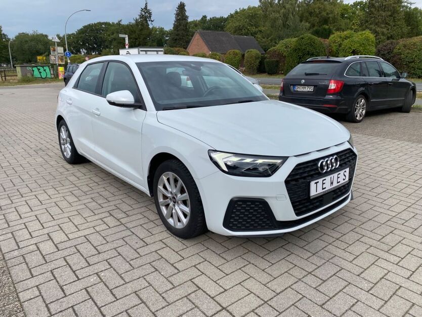 Audi A1 65.000 km 15.950 € Sandkrug 26209