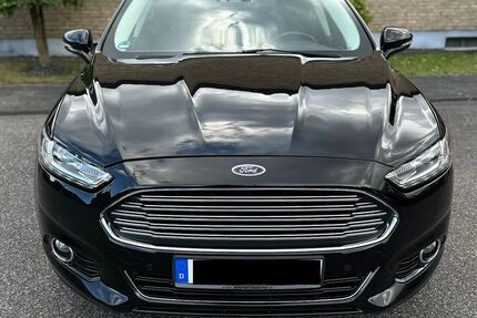 Ford Mondeo 163.100 km 9.900 &euro; Bergheim 50129