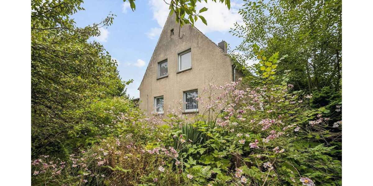 Haus zum Kaufen in Großröhrsdorf 170.000 € 67.46 m² 3 zimmer