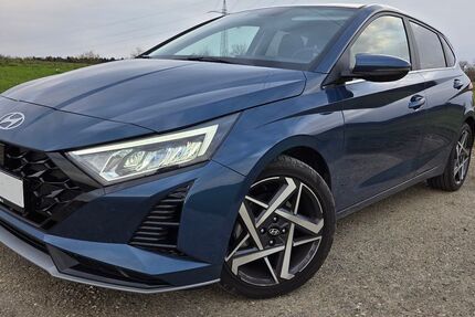 Hyundai i20 8.323 km 22.149 € Wimsheim 71299