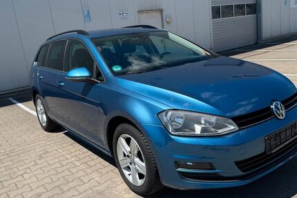 VW Golf 212.000 km 5.500 &euro; Neuenstadt-Stein a.K. 74196