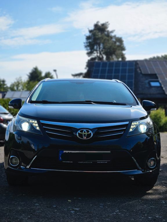 Avensis