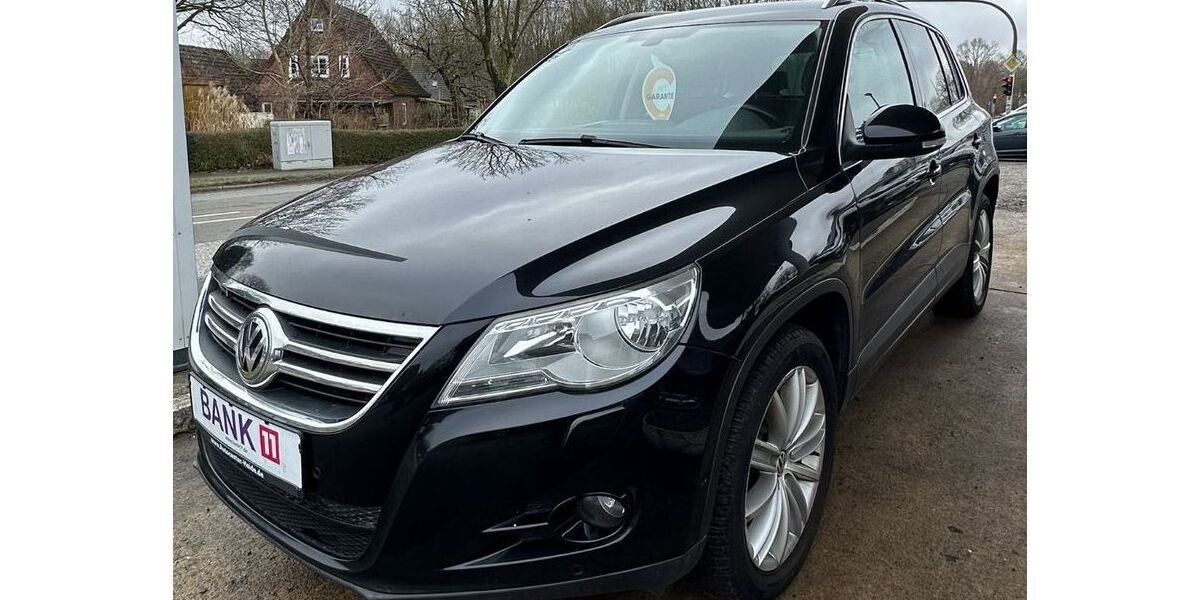 VW Tiguan 216.000 km 6.499 &euro; Heide 25746