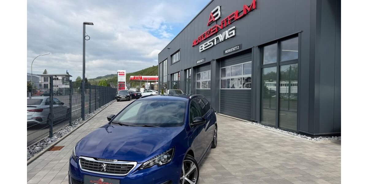 Peugeot 308 150.000 km 10.995 &euro; Bestwig-Nuttlar 59909