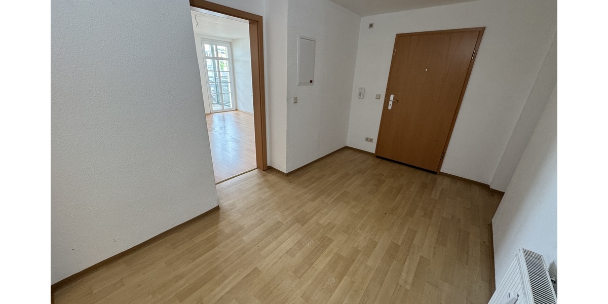 Helle & ruhige 2 Zimmer Whg. mit Aufzug und Balkon (W 31) - Etagenwohnung Gera Ostviertel | Angebot:26882783