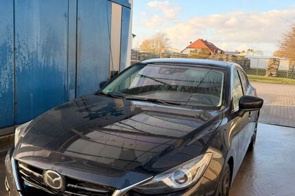 Mazda 3 103.000 km 10.000 &euro; Lemwerder 27809