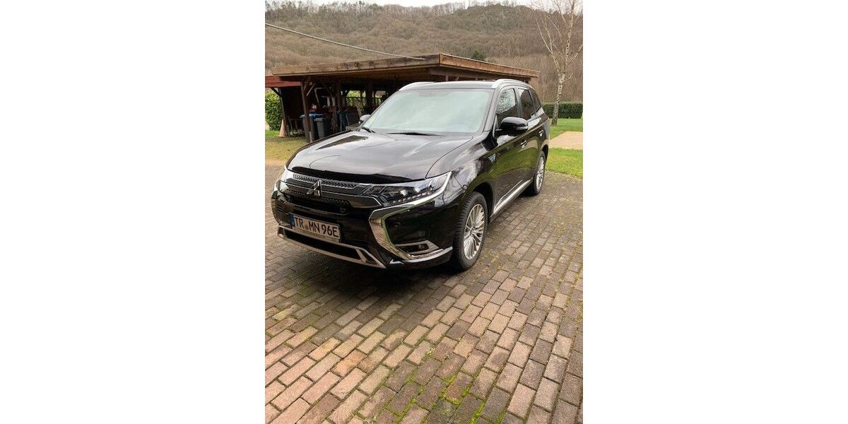 Mitsubishi Outlander 102.500 km 18.400 &euro; Taben-Rodt 54441