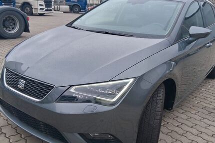 Seat Leon 127.800 km 7.900 &euro; kassel 34125
