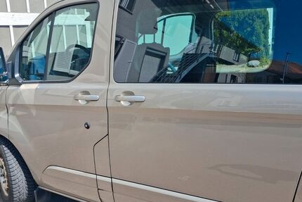 Ford Tourneo Custom 200.000 km 12.555 &euro; Owingen 88696