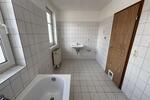 Renovierte 4 Zimmer Wohnung mit neuer Einbauküche im Herzen von Weida! - Dachgeschoßwohnung Weida Liebsdorf | Angebot:26146306