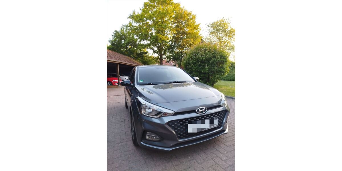 Hyundai i20 51.500 km 14.500 &euro; Elmshorn 25336