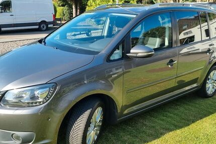 VW Touran 234.800 km 6.800 &euro; Rantrum 25873