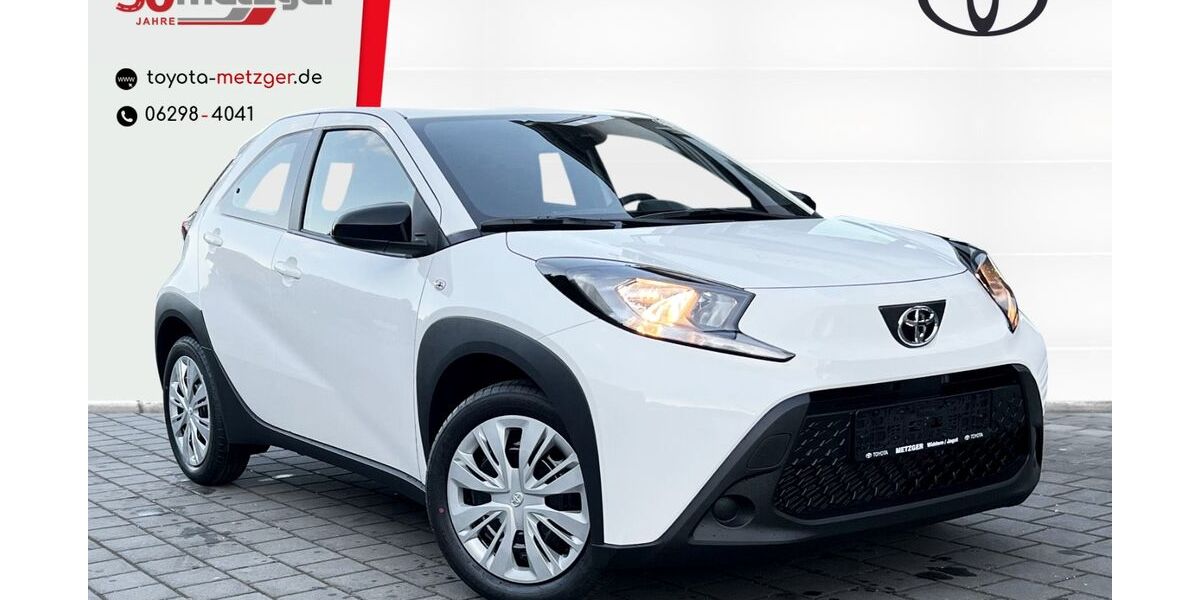 Toyota Aygo (X) 1.500 km 15.720 &euro; Öhringen 74613