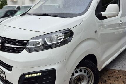 Opel Vivaro 136.450 km 18.990 € München 81247