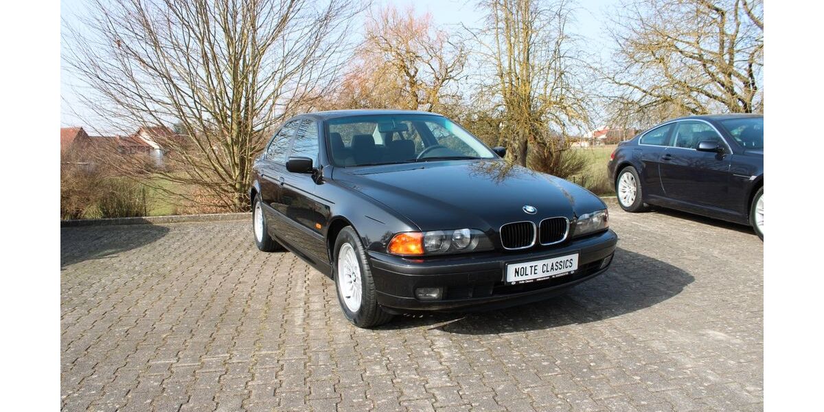 BMW 520 172.101 km 8.990 &euro; Willebadessen 34439