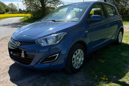 Hyundai i20 55.206 km 9.900 &euro; Ratzeburg 23909