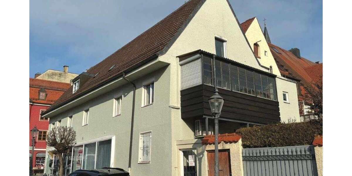 Einfamilienhaus Friedberg - 9 Zimmer, 220 m&sup2;, 699.500&euro; | Angebot:27001807