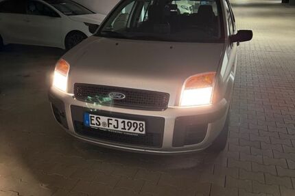 Ford Fusion 101.500 km 1.900 &euro; Altbach 73776