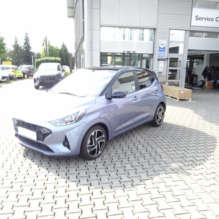 i10