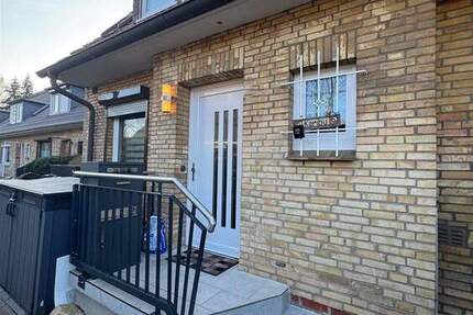 Moderne Doppelhaushälfte mit Garten in familienfreundlicher Lage 4 zimmer