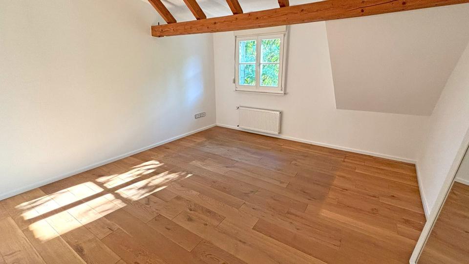 Zur Miete: Wohnhaus der Superlative am Jungbornpark! 7 zimmer