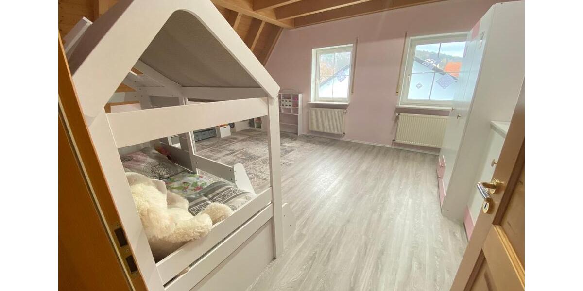 Einfamilienhaus Altenmünster - 6 Zimmer, 225 m&sup2;, 1.900&euro; | Angebot:24610377