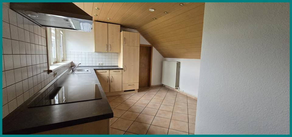 Dachgeschoßwohnung Sulingen - 4 Zimmer, 125 m&sup2;, 700&euro; | Angebot:25863340