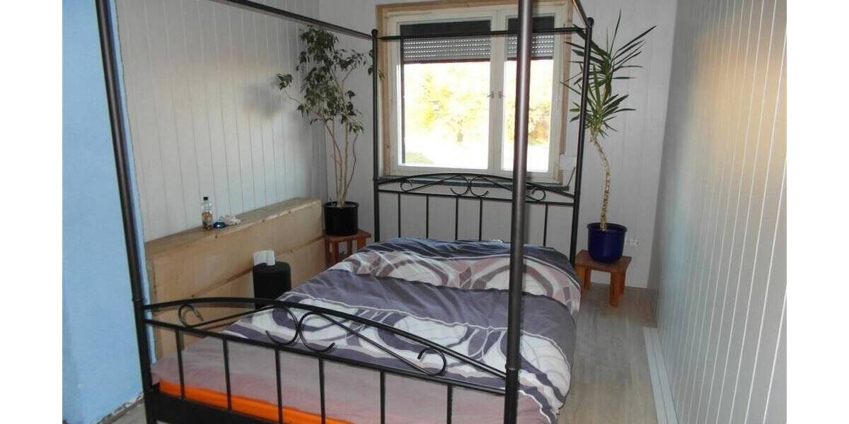Einfamilienhaus Elsterwerda - 1 Zimmer, 227 m&sup2;, 179.000&euro; | Angebot:25667367