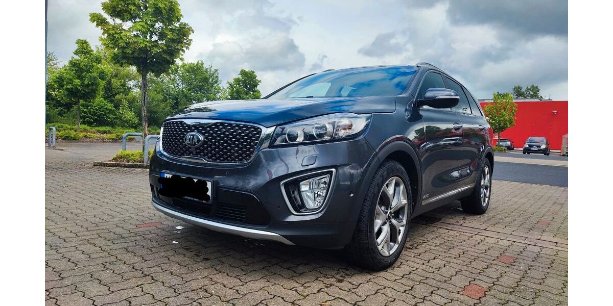 Kia Sorento 158.940 km 14.300 &euro; Höxter 37671
